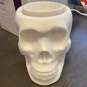 Scentsy Bonehead Wax Warmer